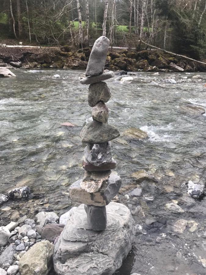 Kleine Ferienwohnung Am Rande Der Wildnis Sibratsgfall Bagian luar foto